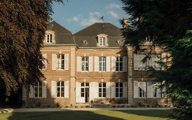 Petit Chateau Vercourt